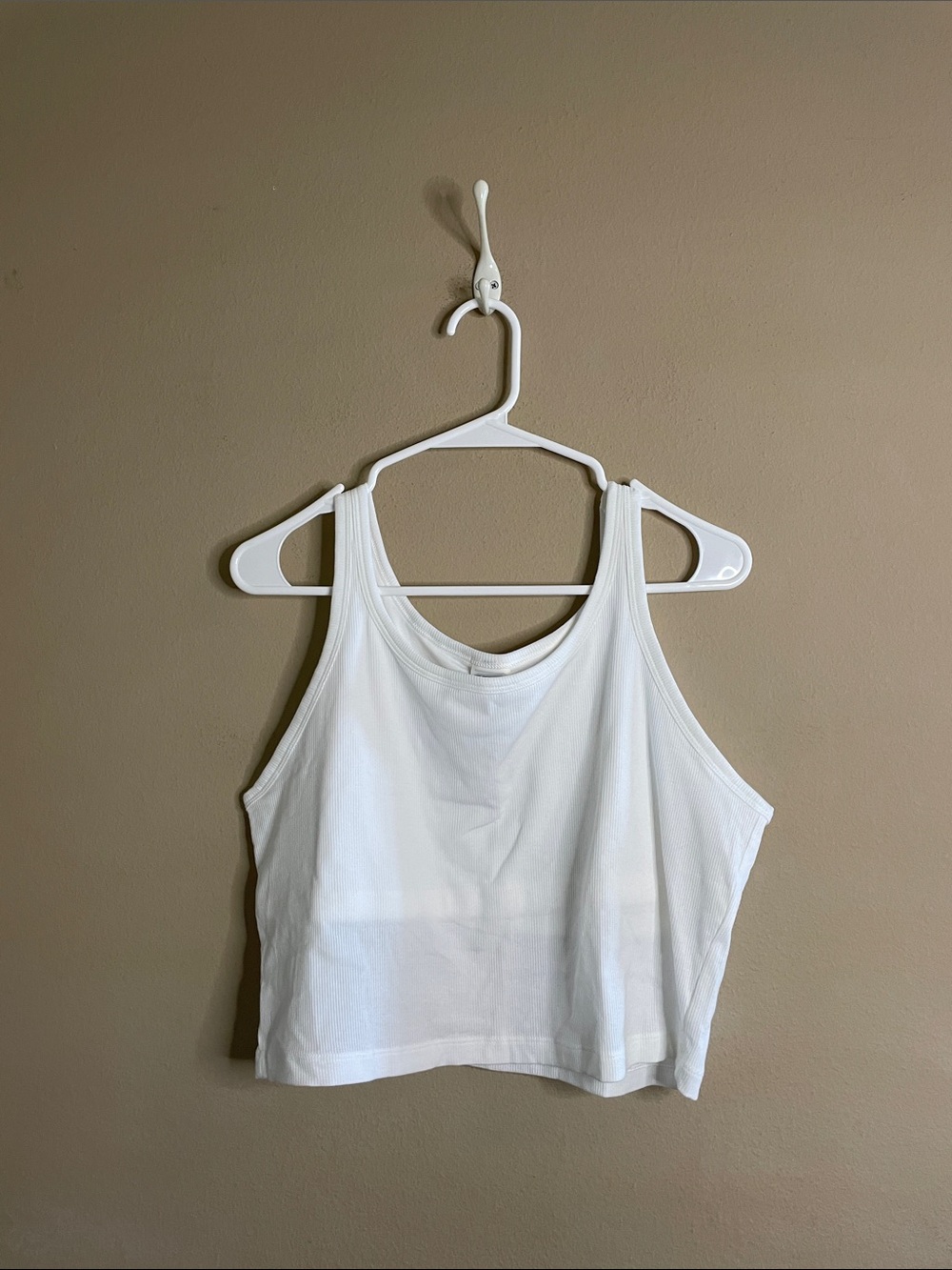PINK Victoria's Secret White Cropped Tank Top SZ XXL